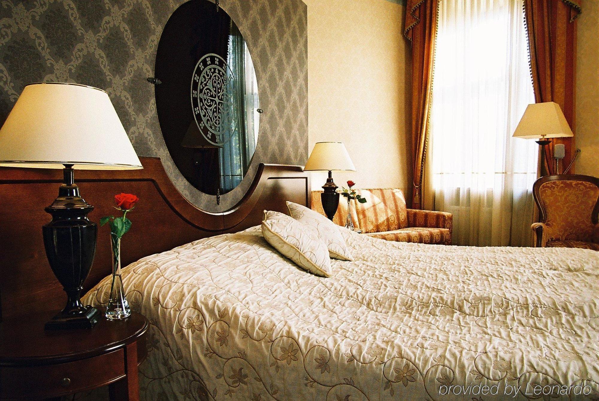 Ostoya Palace Hotel Краков Номер фото